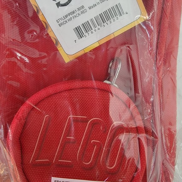LEGO Hip Pack, Shaped like a 1x2 LEGO brick, durable brand new fanny pack - Picture 2 of 5